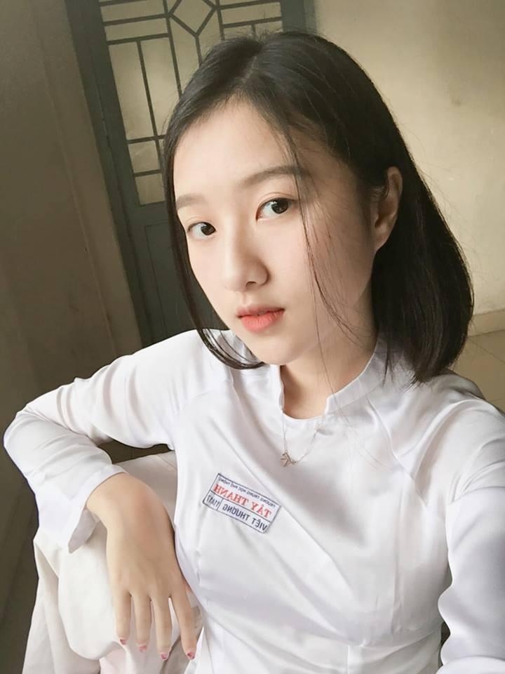 hot girl sinh nam 2001 anh 2