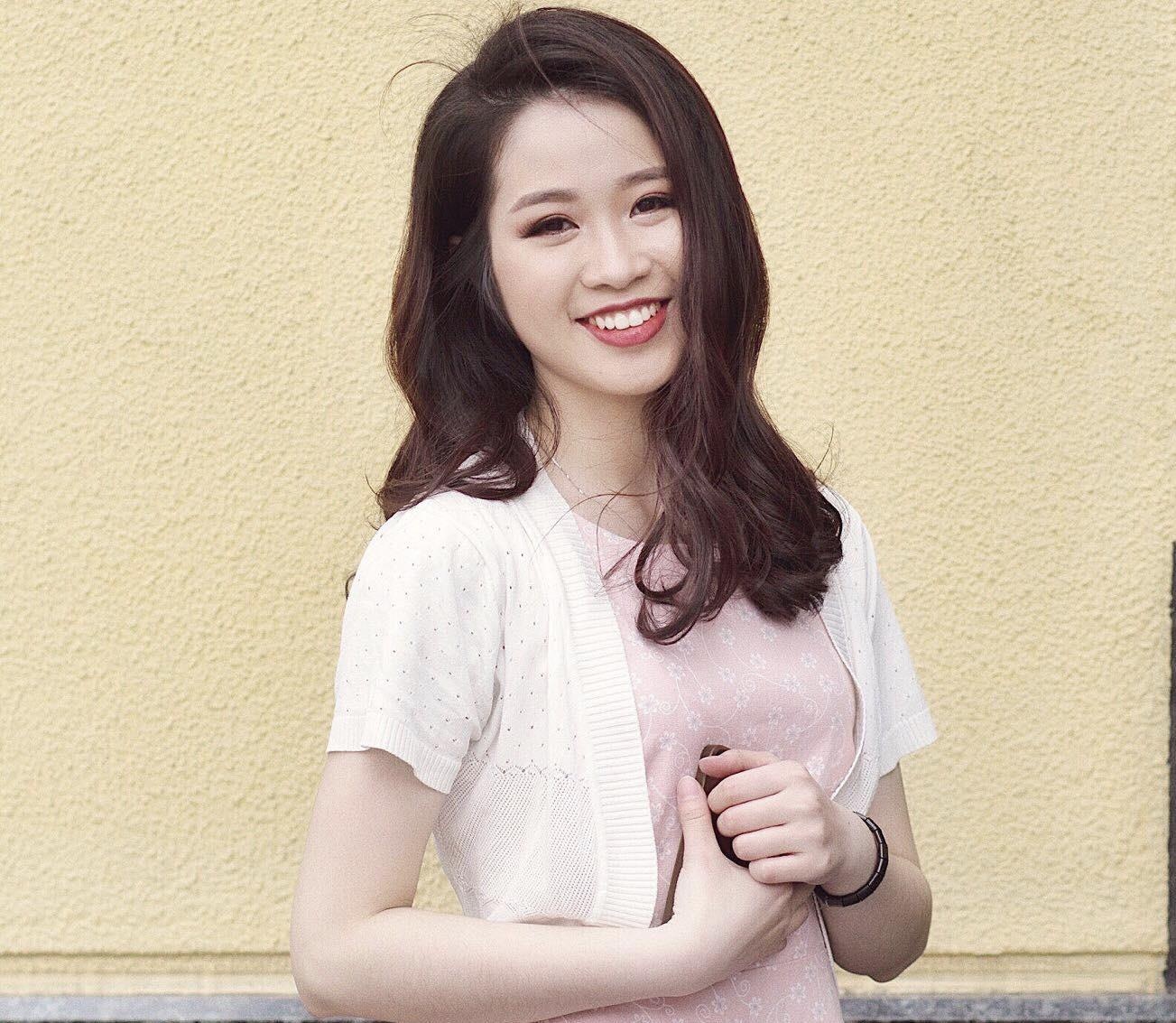 hot girl hoc vien ngoai giao anh 9