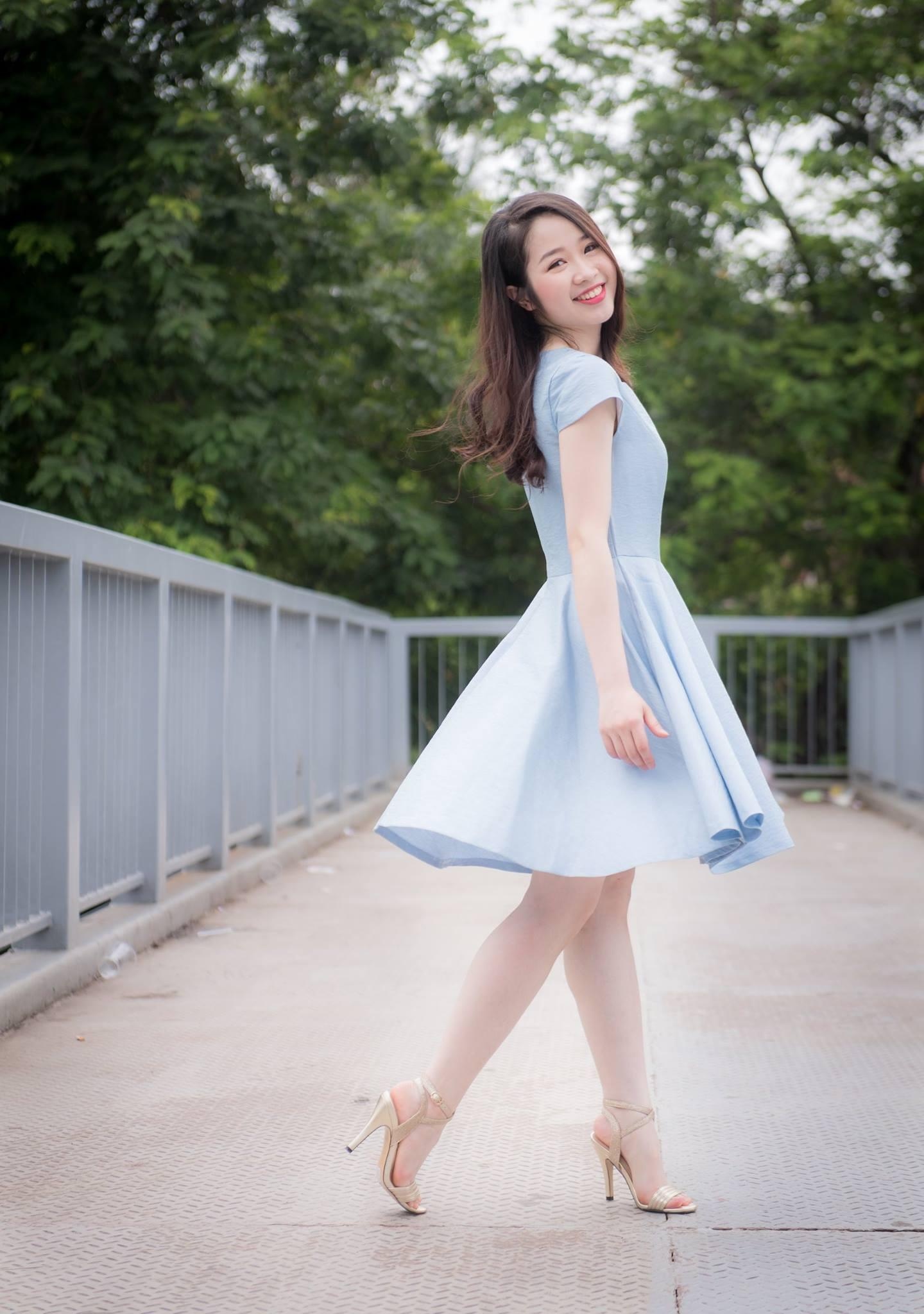 hot girl hoc vien ngoai giao anh 11