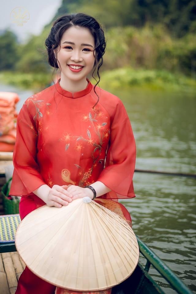 hot girl hoc vien ngoai giao anh 13