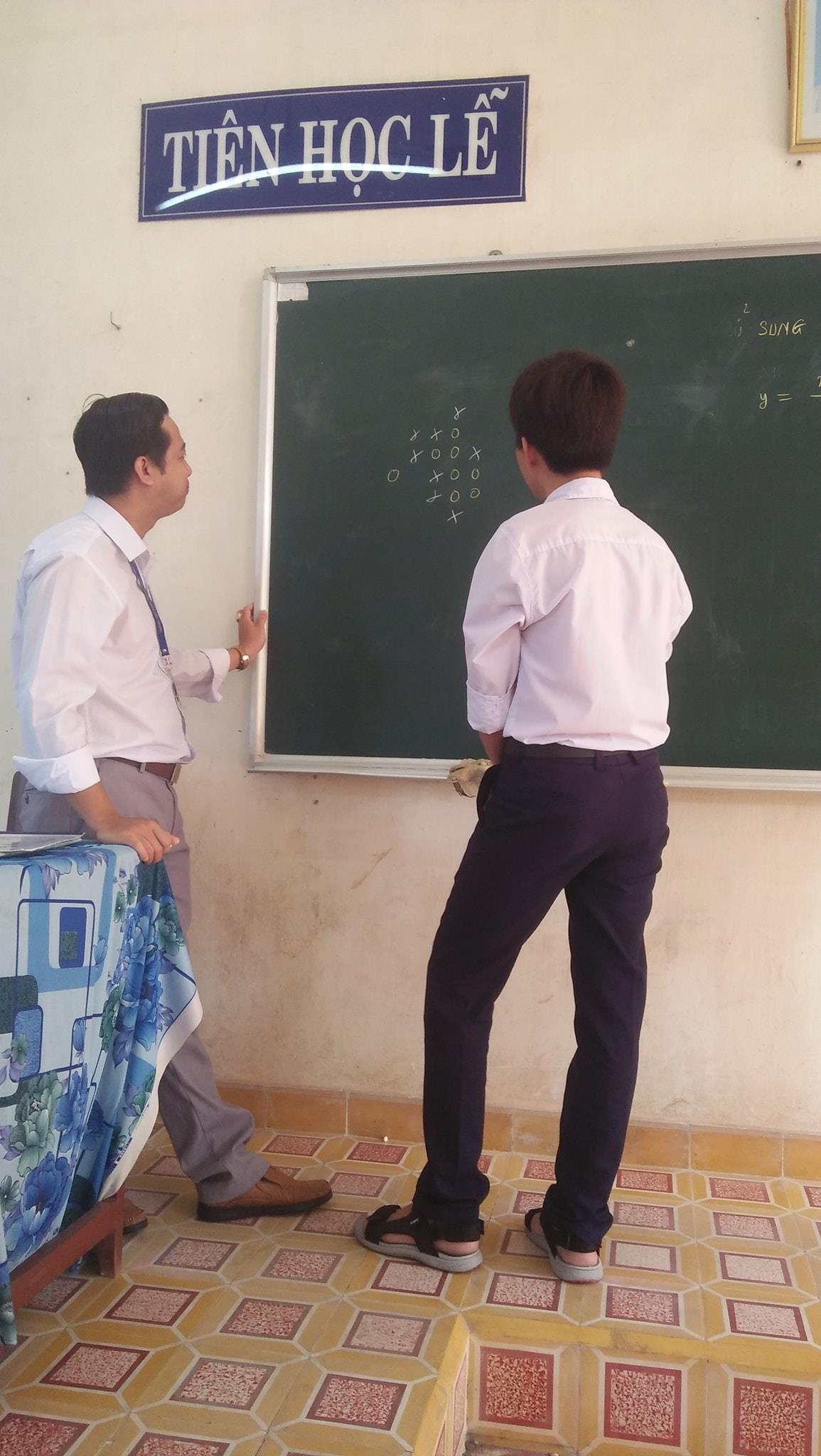 thay giao vui nhon anh 1