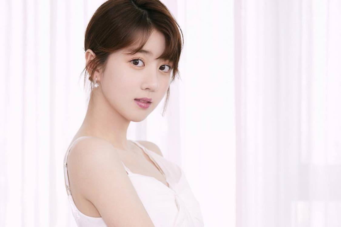 Ly Khai Hinh the hien ca khuc That Girl hinh anh