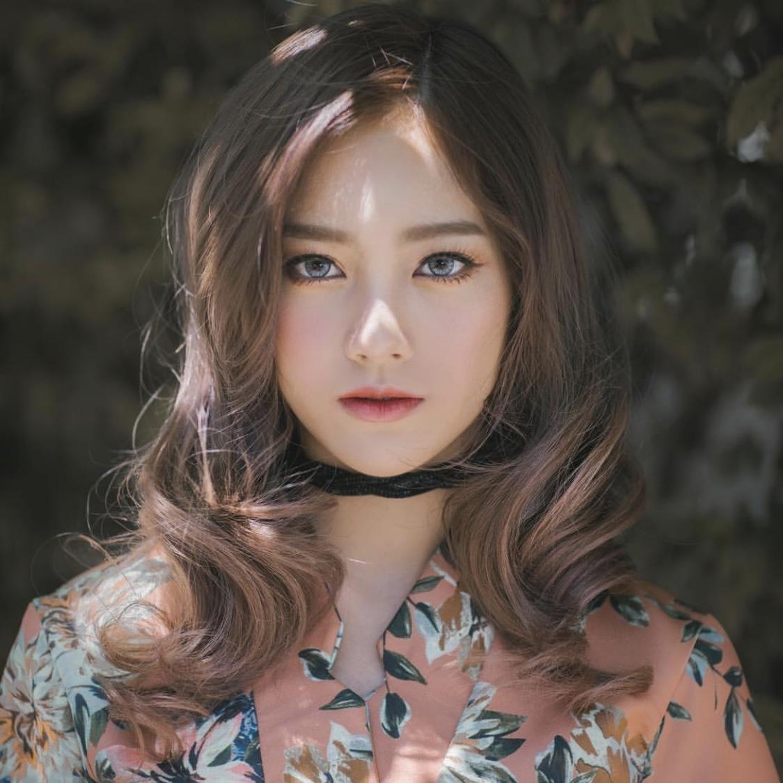 hot girl dong phuc thai lan anh 14