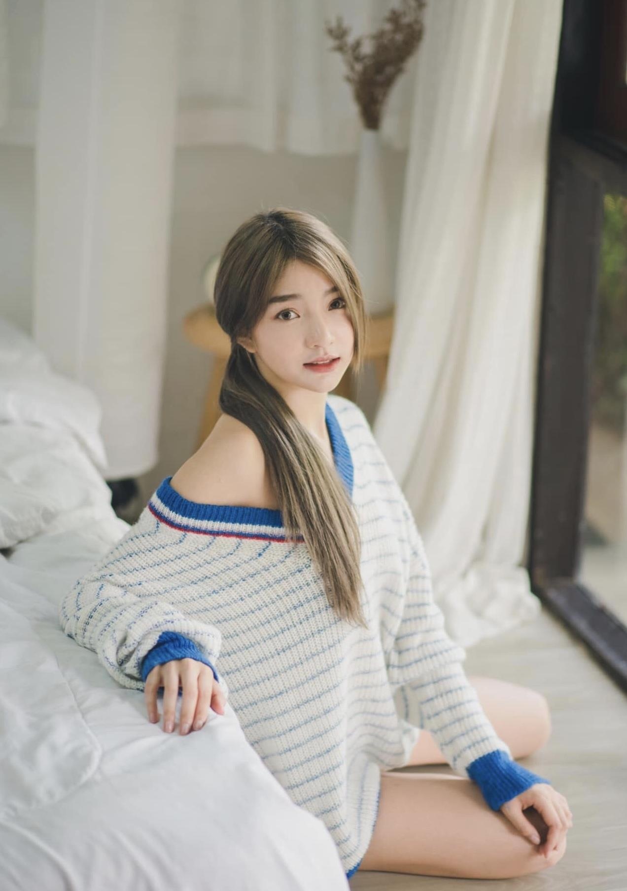 hot girl dong phuc thai lan anh 3