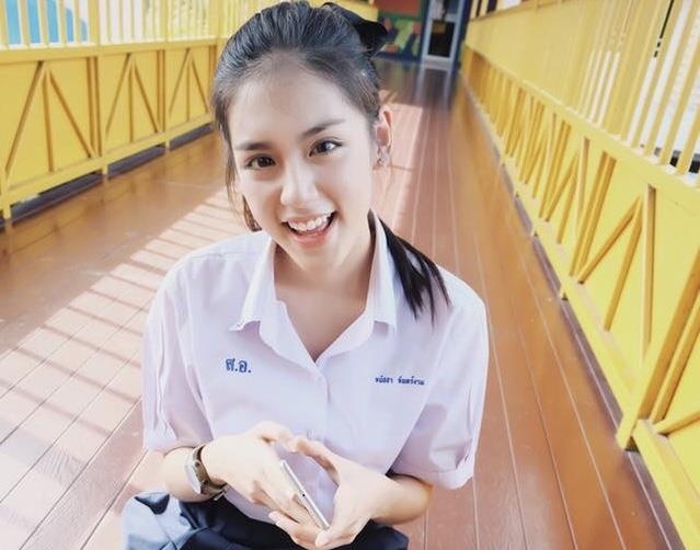 hot girl dong phuc thai lan anh 6