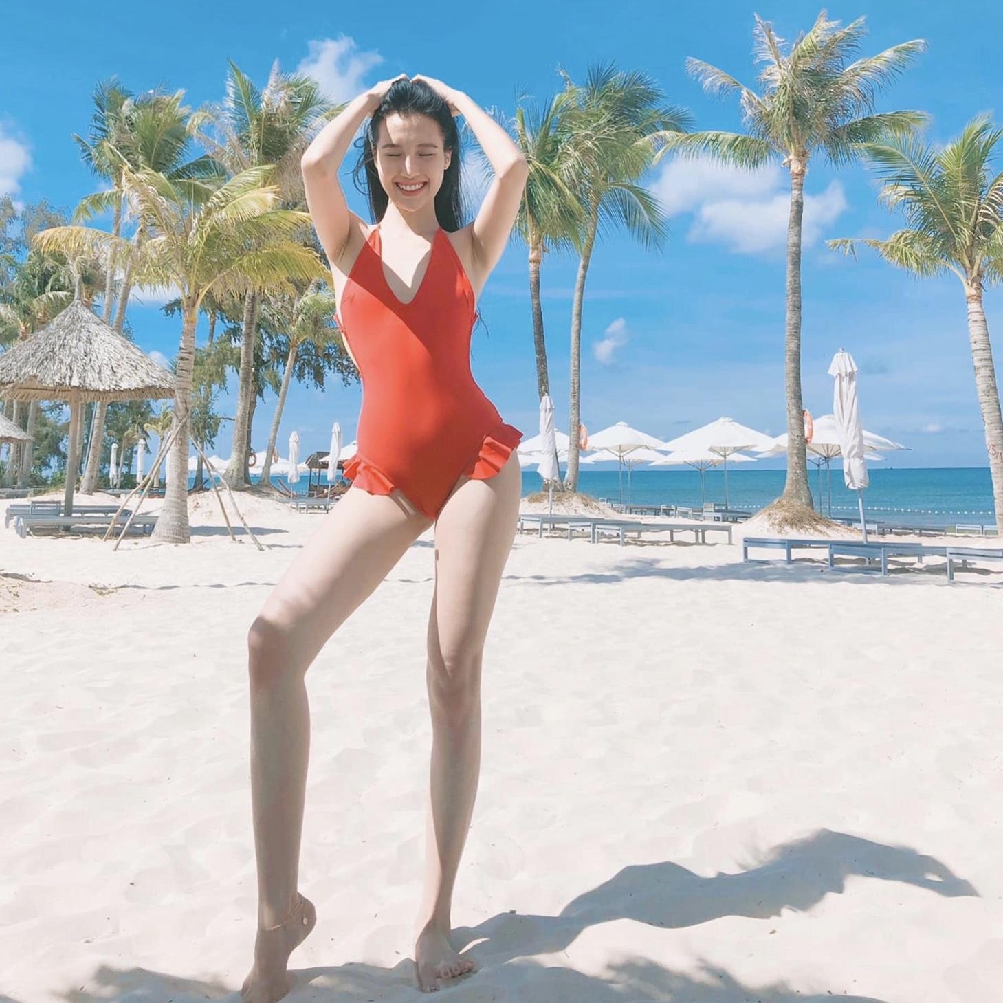 hot girl dong MV Minh Hang anh 2