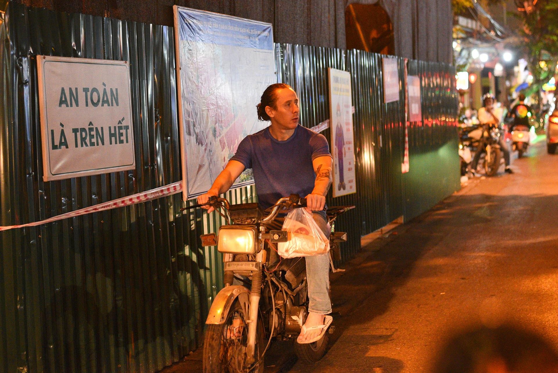 Nguoi nuoc ngoai tu choi ky bien ban anh 1