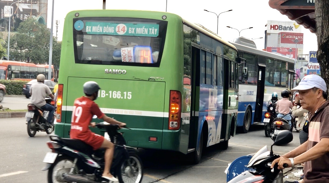 3 tuyen xe buyt o TP.HCM sap ngung hoat dong hinh anh