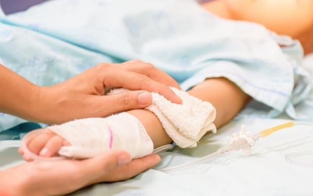 Be trai chet tai nha tre o TP.HCM do phu phoi? hinh anh