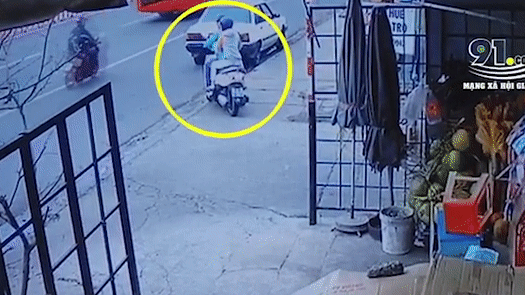 Hai vo chong thoat chet truoc dau xe container hinh anh