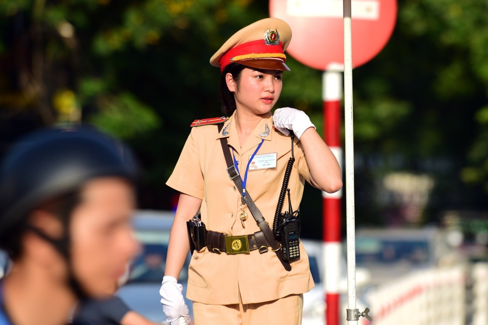 CSGT TP.HCM 'do' quan phan luong 28 diem den un tac hinh anh