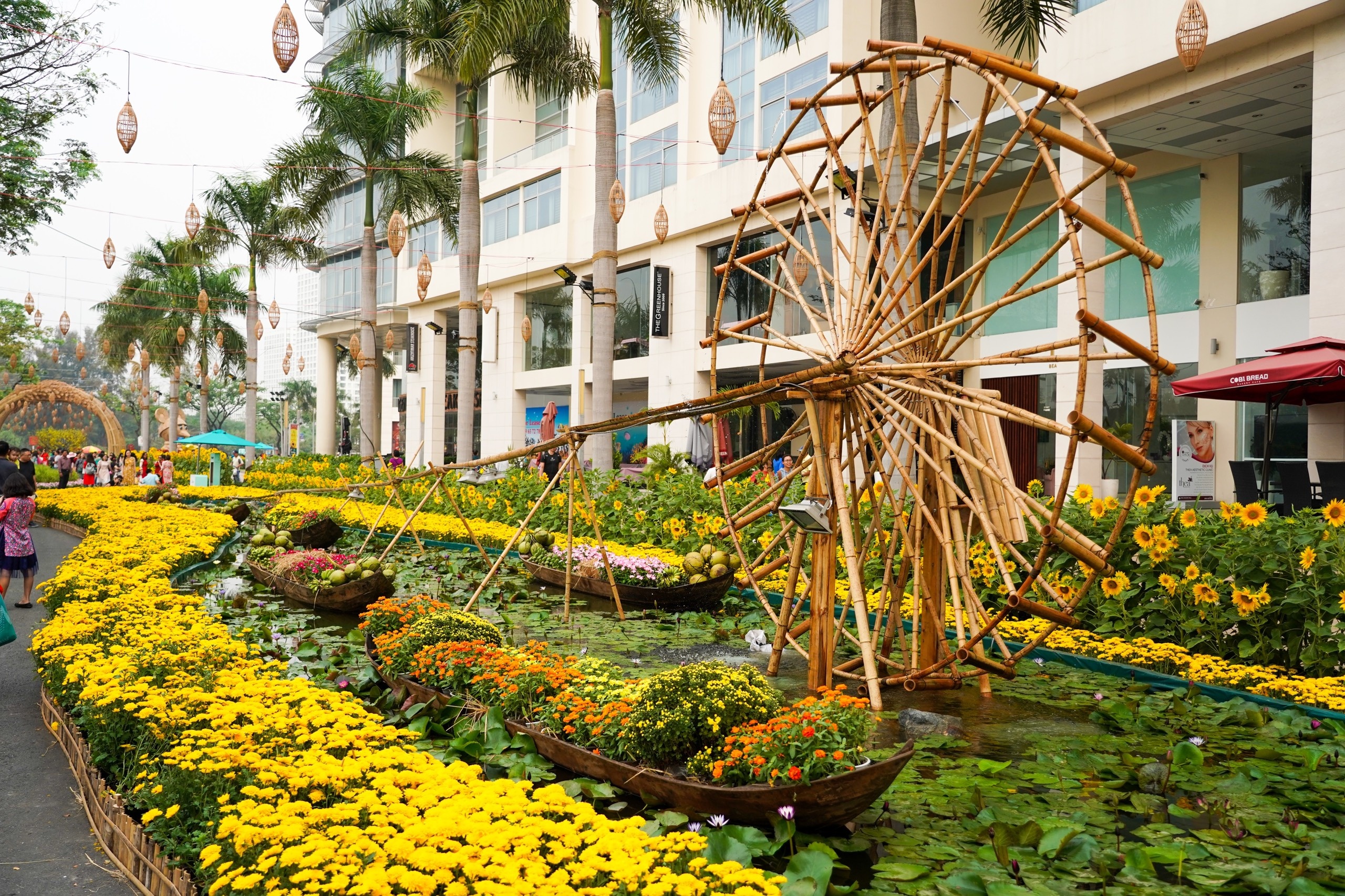 duong hoa Phu My Hung anh 6