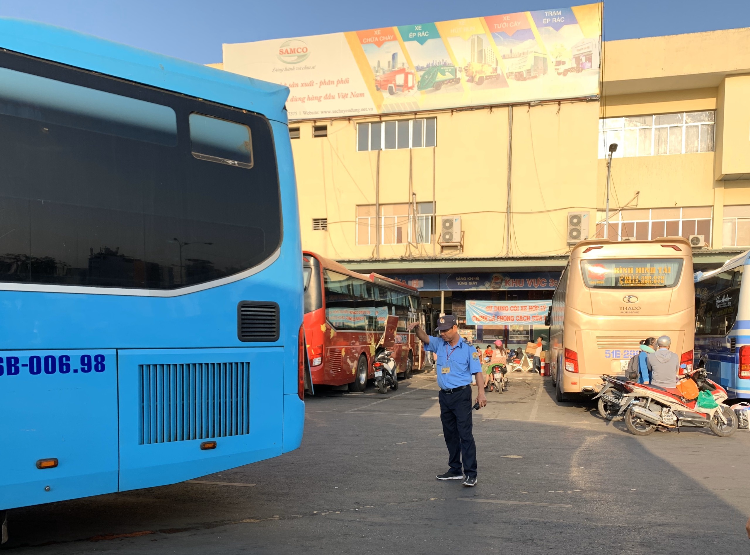 tien ban ve que don Tet anh 9