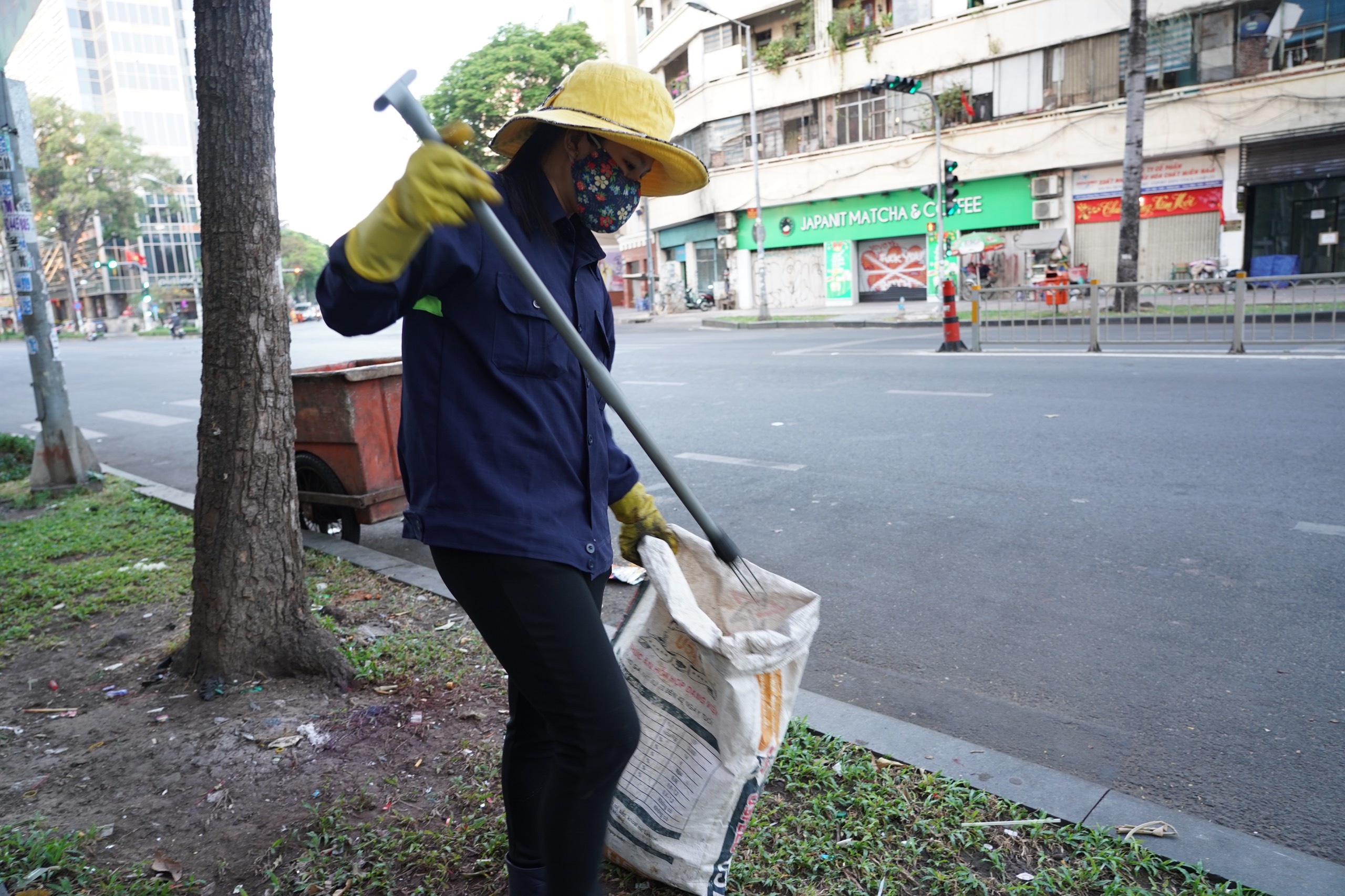 TP.HCM vang ve ngay dau nam anh 8