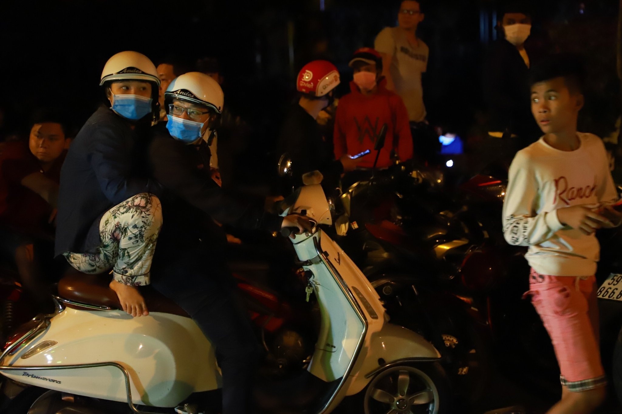 Doi quan livestream deo bam hien truong tieu diet Tuan Khi anh 8