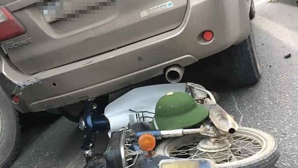 Xe ben gay tai nan lien hoan, mot nu sinh tu vong hinh anh