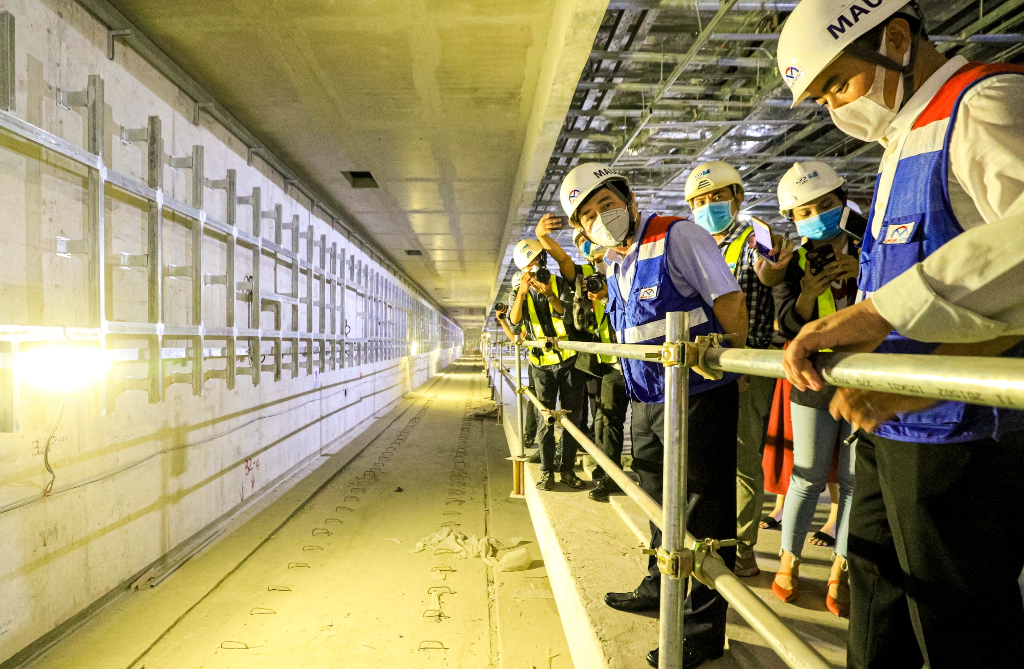 Metro Ben Thanh Suoi Tien anh 6