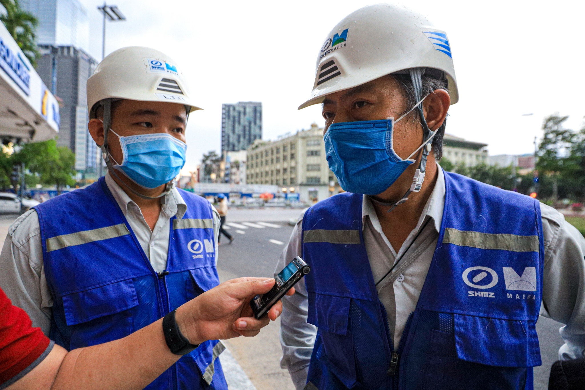 100 chuyen gia van chua nhap canh, metro so 1 co the cham tre hinh anh