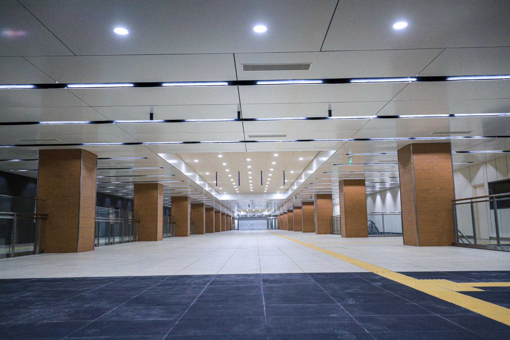 Metro Ben Thanh Suoi Tien anh 2