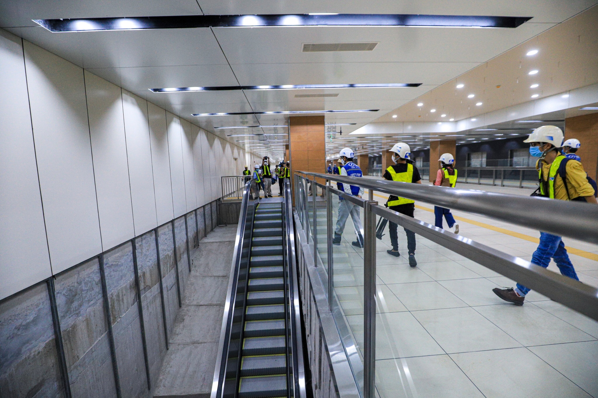 Metro Ben Thanh Suoi Tien anh 7