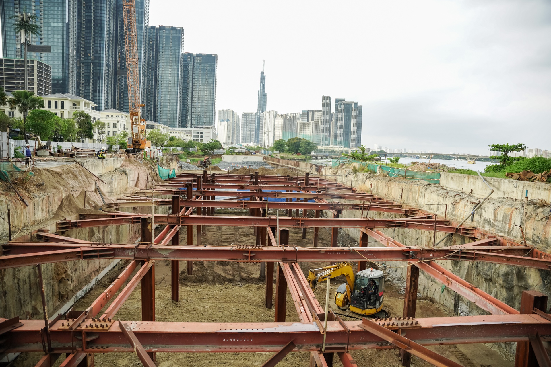 Metro Ben Thanh - Suoi Tien anh 2