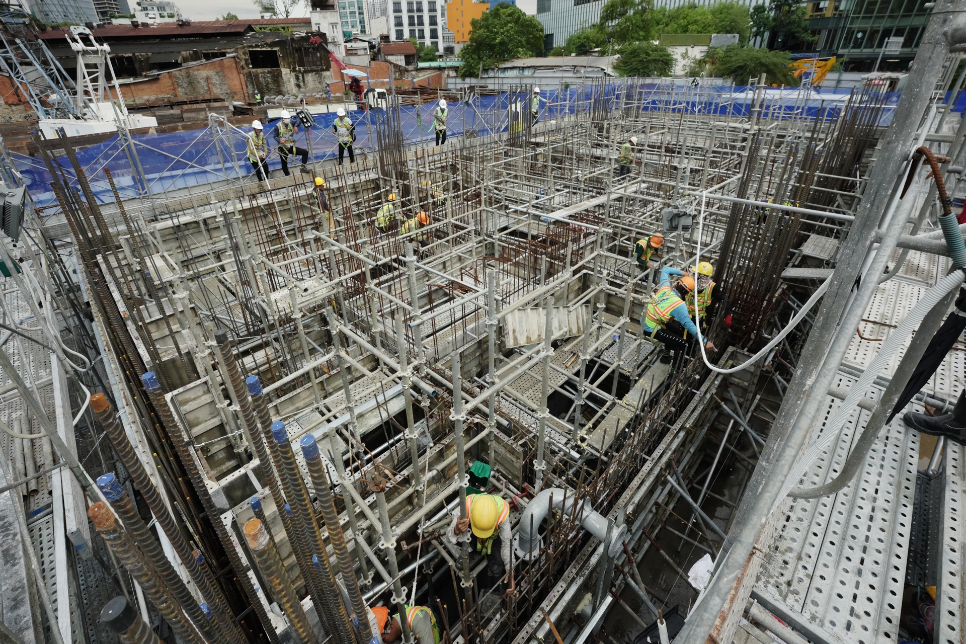 Metro Ben Thanh - Suoi Tien anh 7