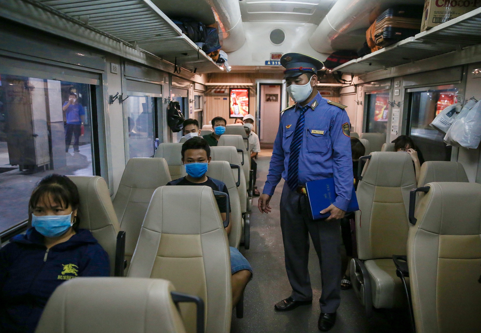 Ga Sai Gon khong tang gia ve tau dip le 2/9 hinh anh