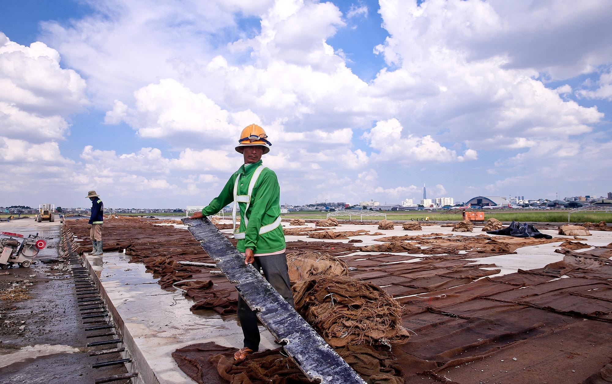 san bay Tan Son Nhat anh 8