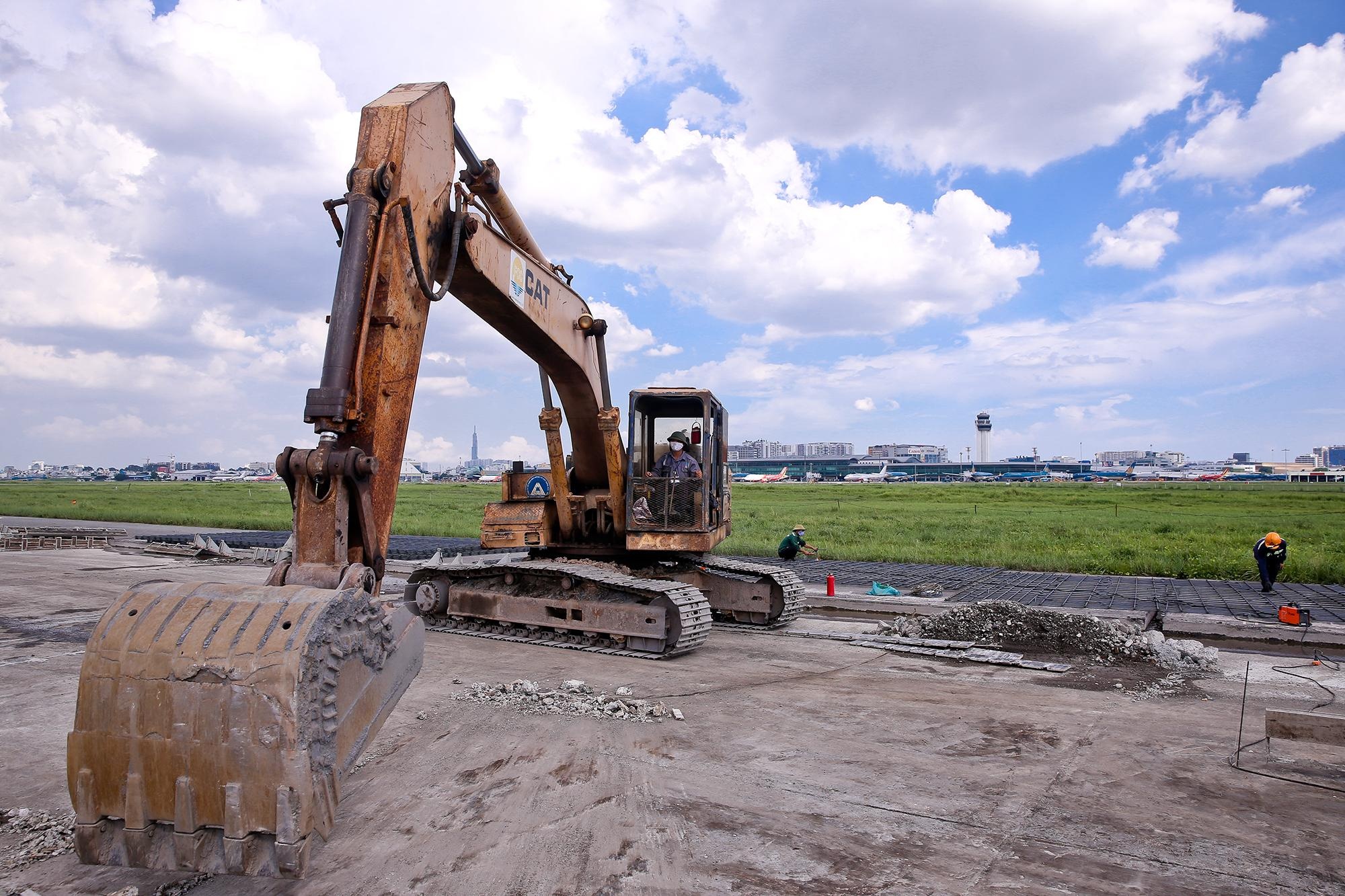 san bay Tan Son Nhat anh 4