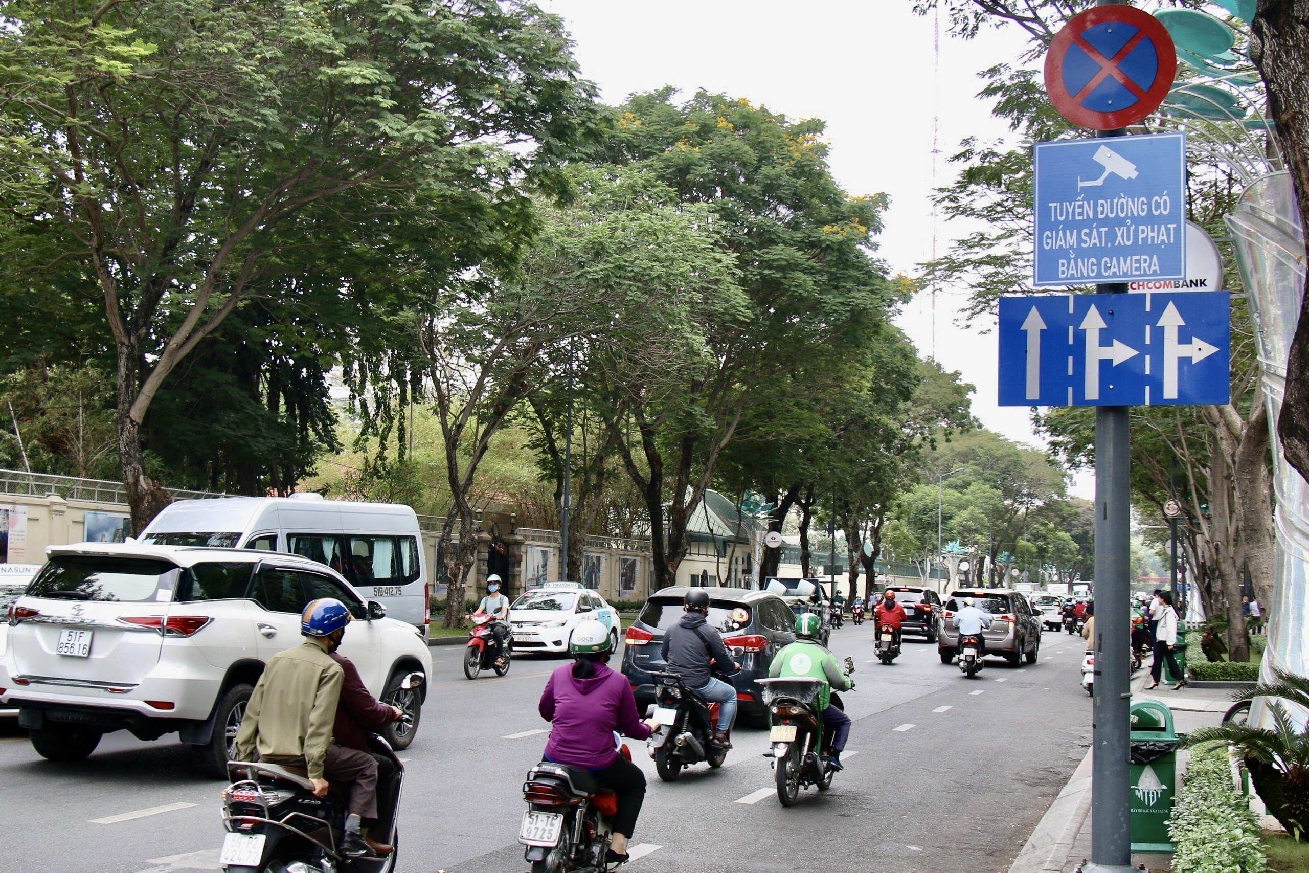 TP.HCM phat hien 1.500 oto vi pham qua camera giam sat giao thong hinh anh