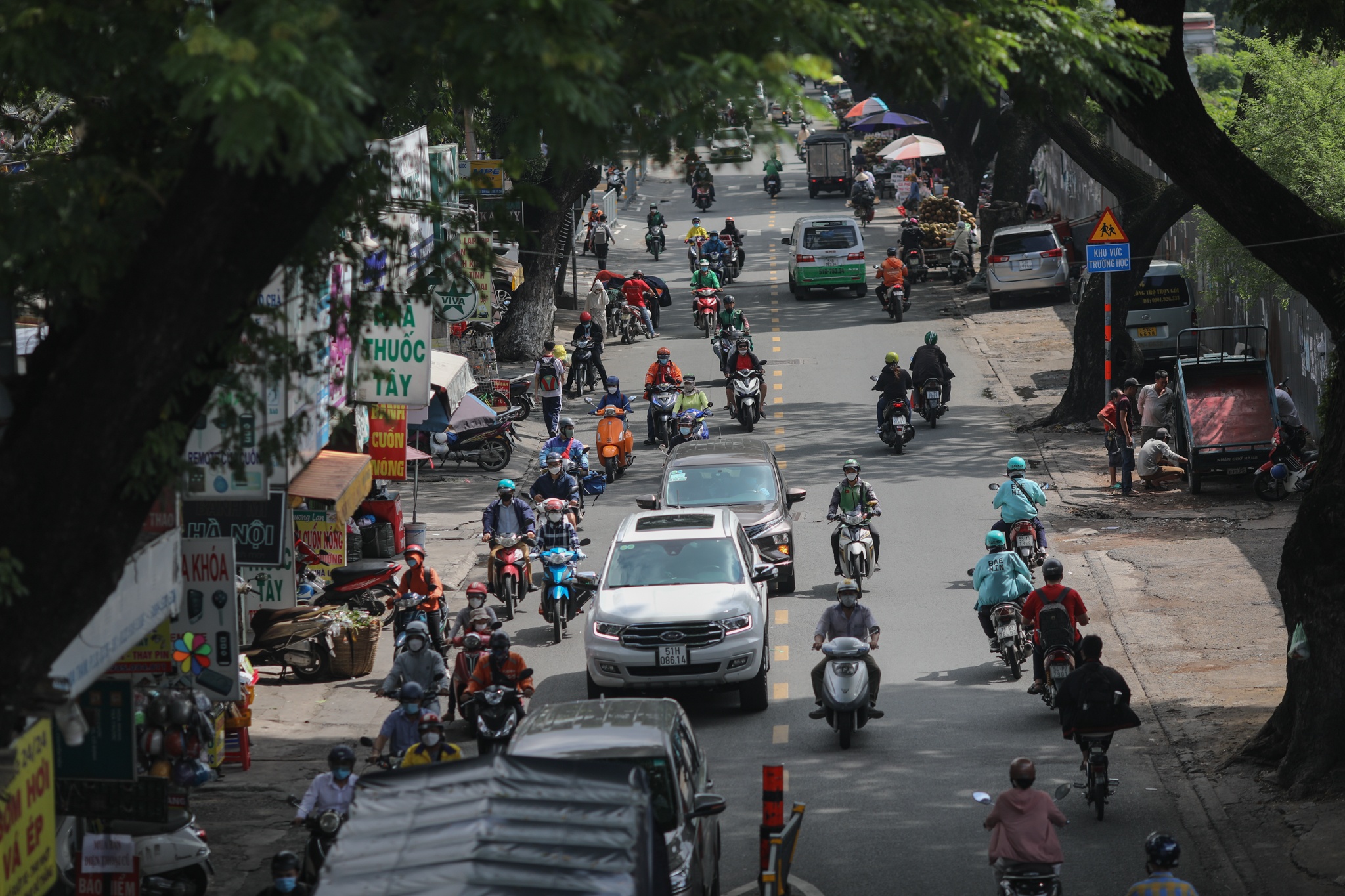 Do thi san bay anh 6