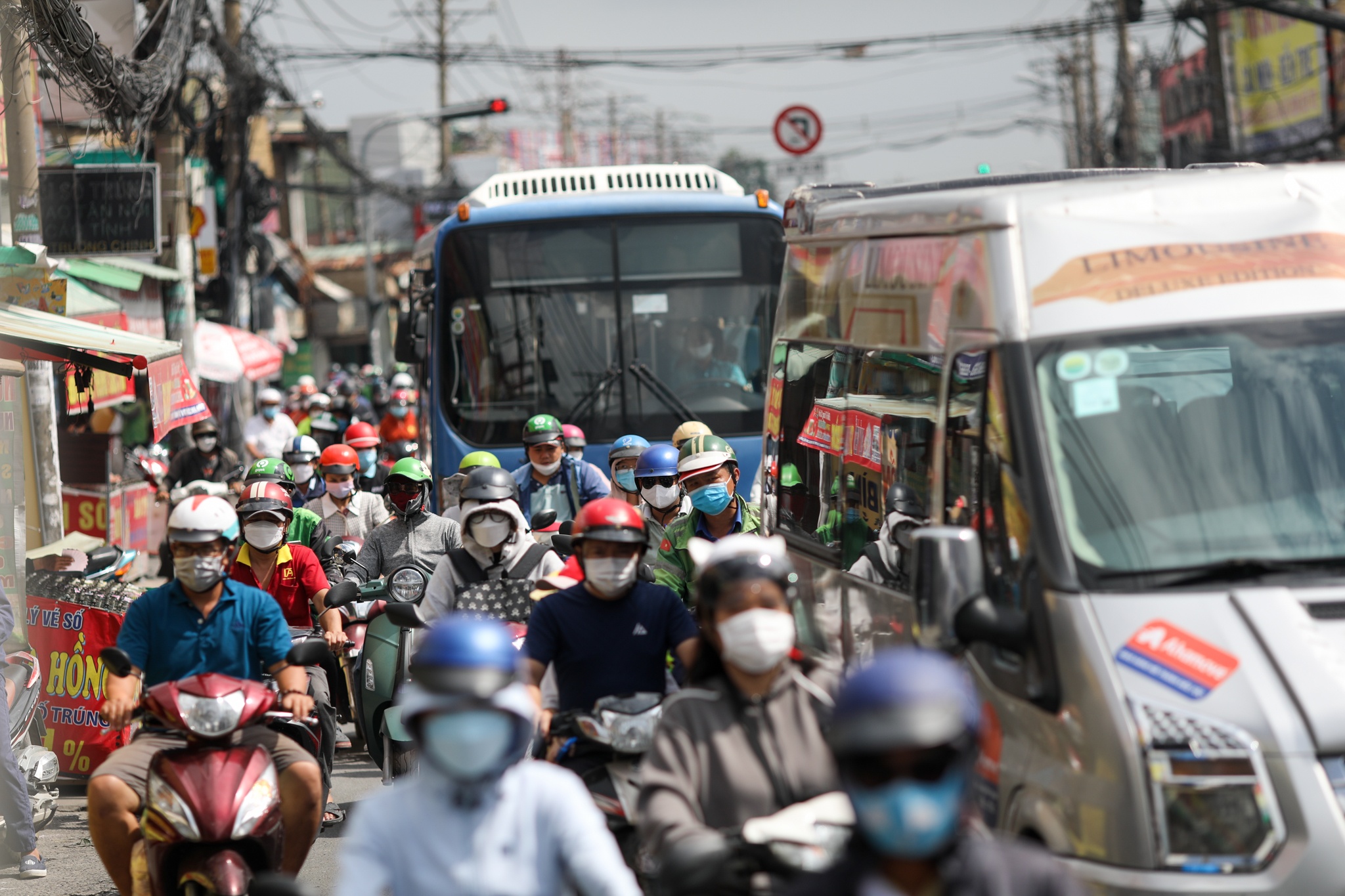 Do thi san bay anh 5