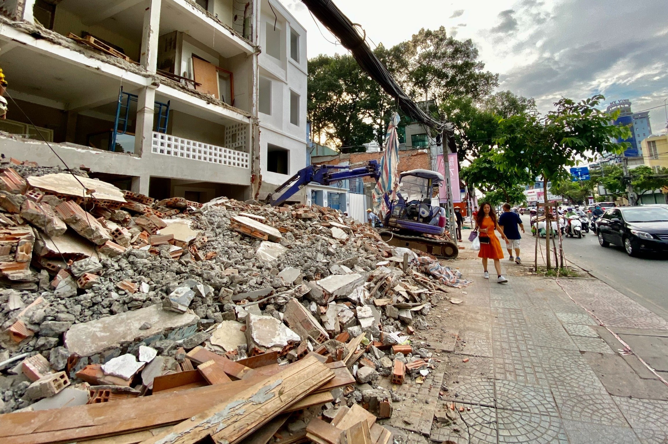 Quan 1 ban giao 70% mat bang lam metro so 2 hinh anh