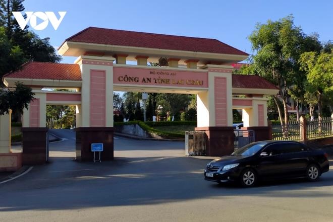 Công an tỉnh Lai Châu bị tước quân tịch ảnh 1 Cong an tinh Lai Chau bi tuoc quan tich anh 1