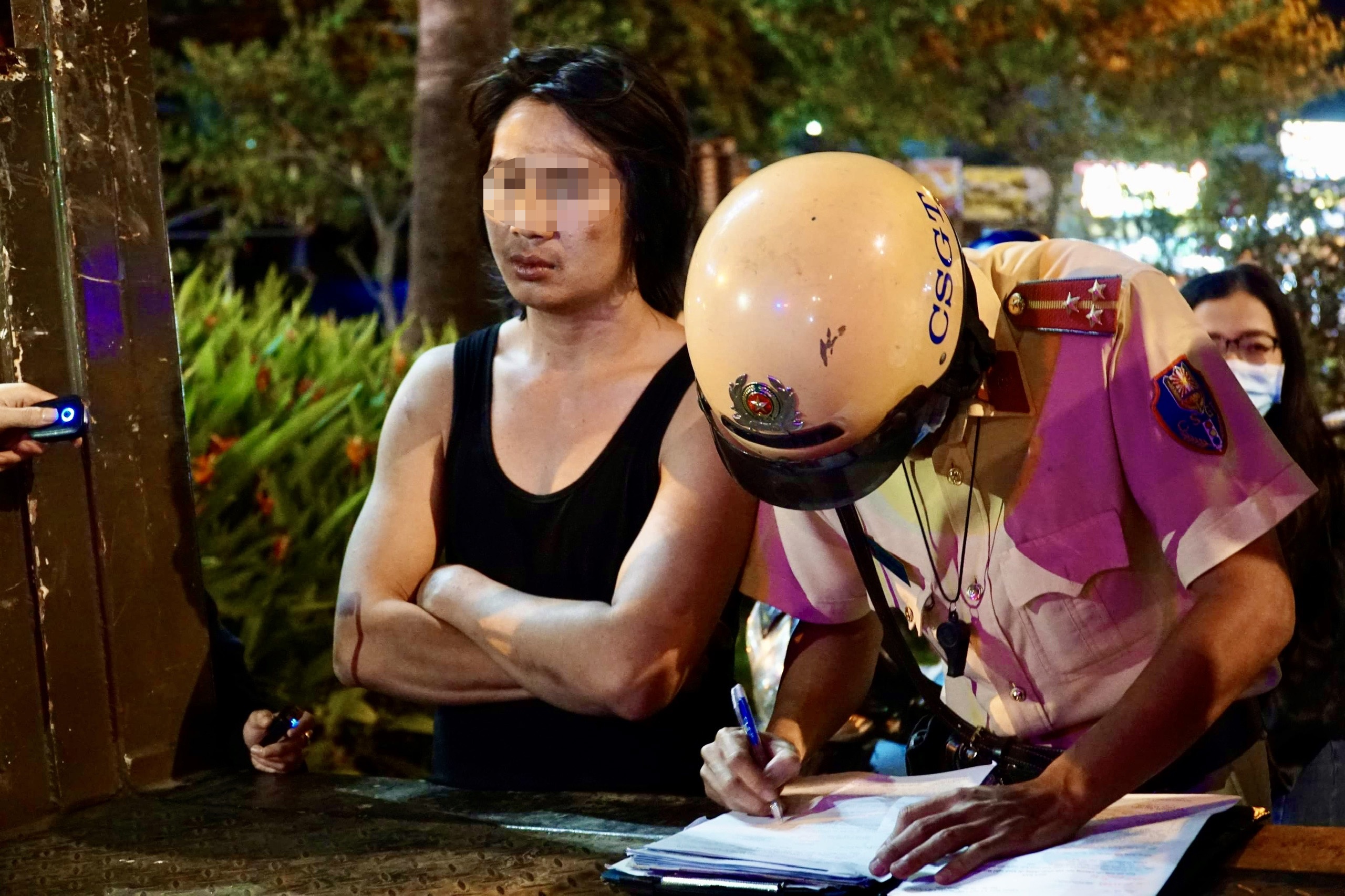 Nguoi vi pham: 'Toi nhau 3 ngay 3 dem' hinh anh