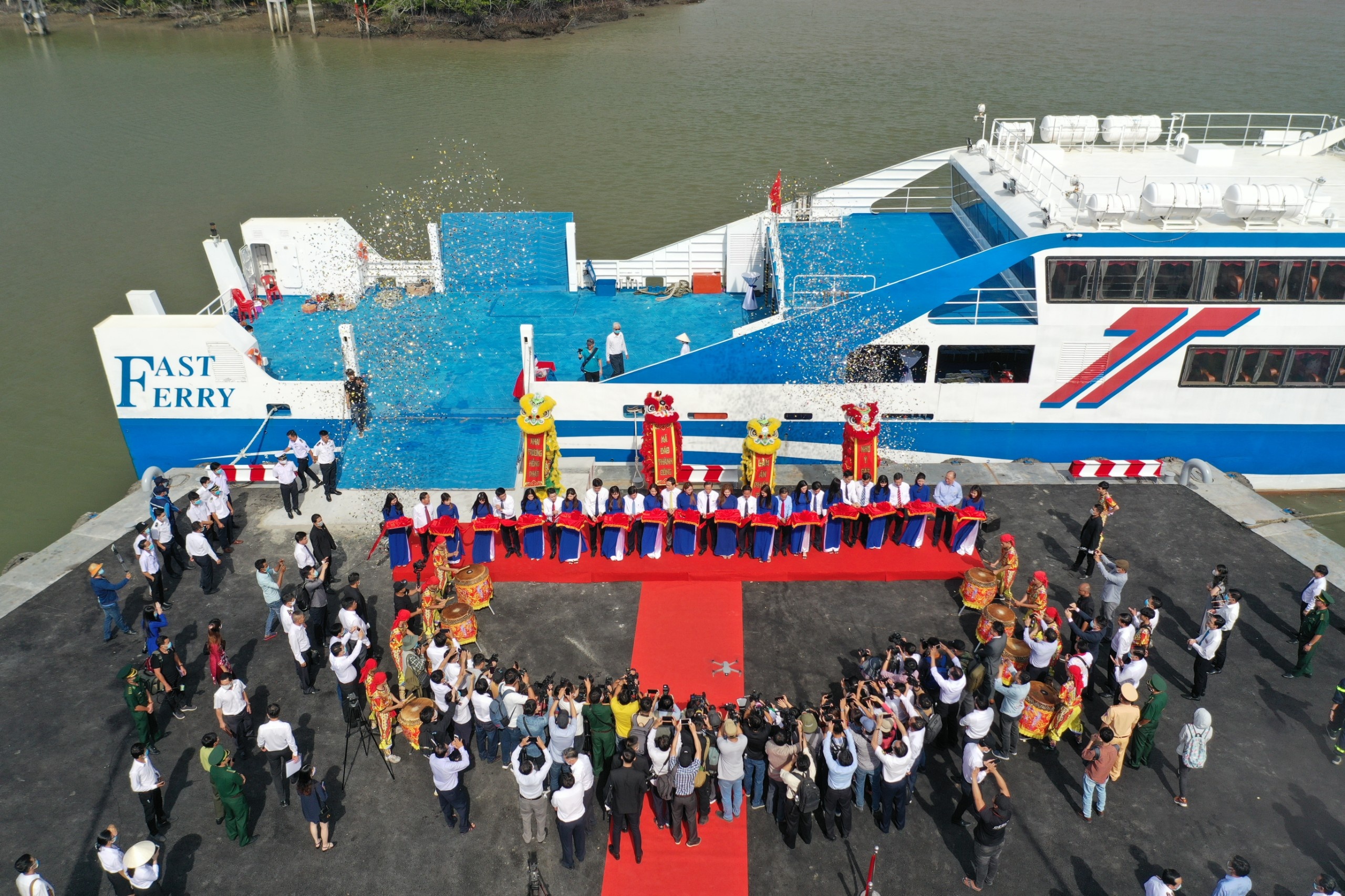 pha bien TP.HCM - Vung Tau hoat dong anh 1