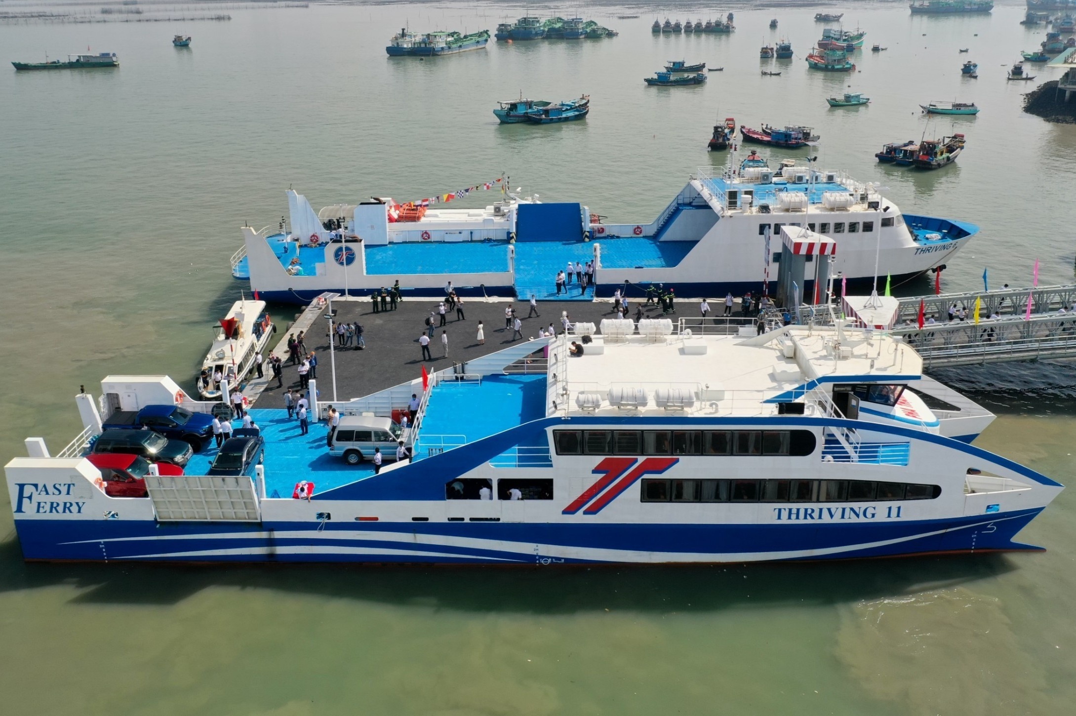 Khai truong pha bien TP.HCM - Vung Tau hinh anh