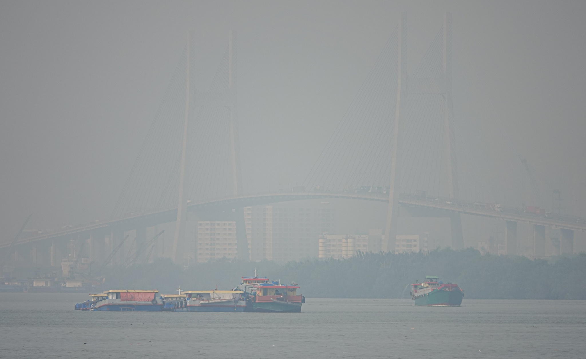 TP.HCM day dac mu kho anh 9