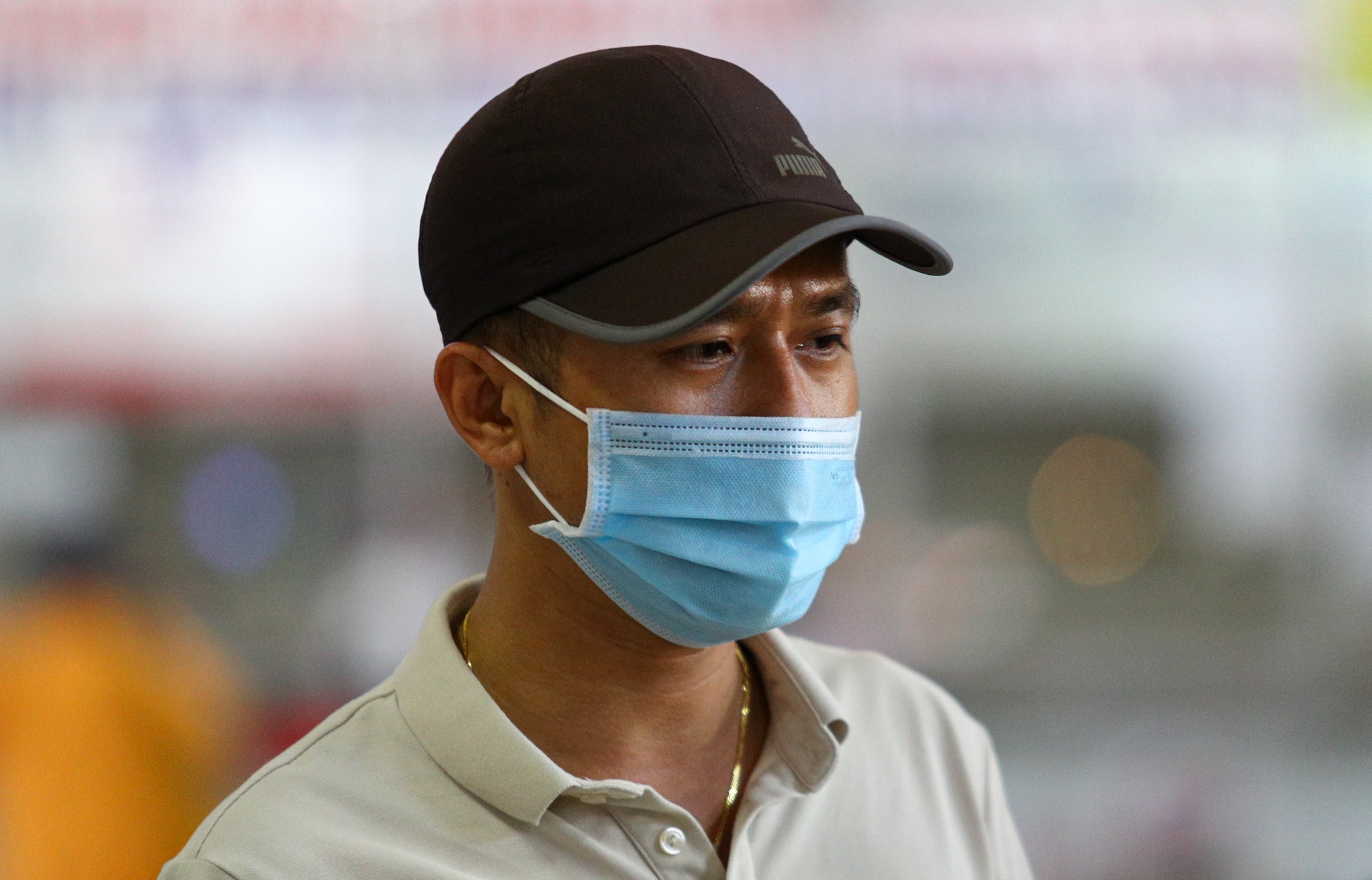 khach o at tra ve anh 6