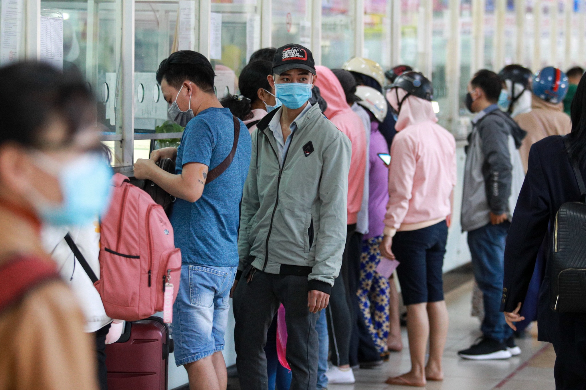 khach o at tra ve anh 1