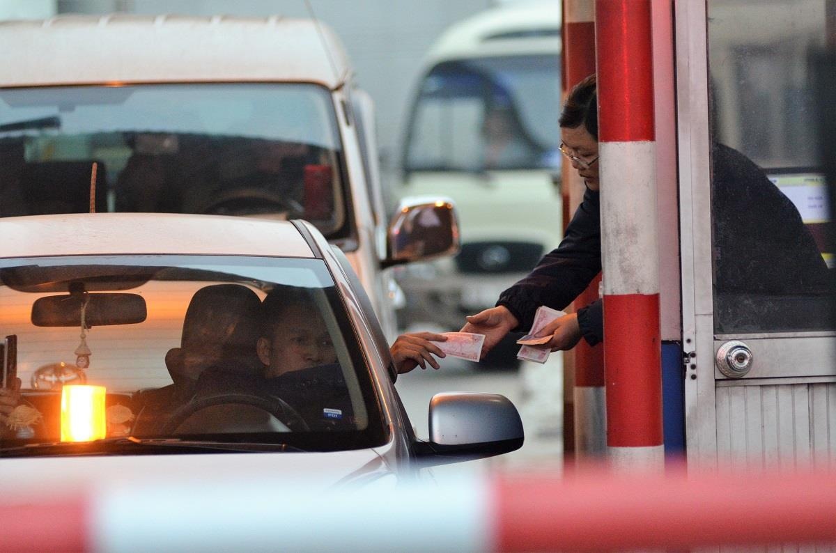 Vi sao BOT xa lo Ha Noi duoc thu phi du du an chua hoan thanh? hinh anh