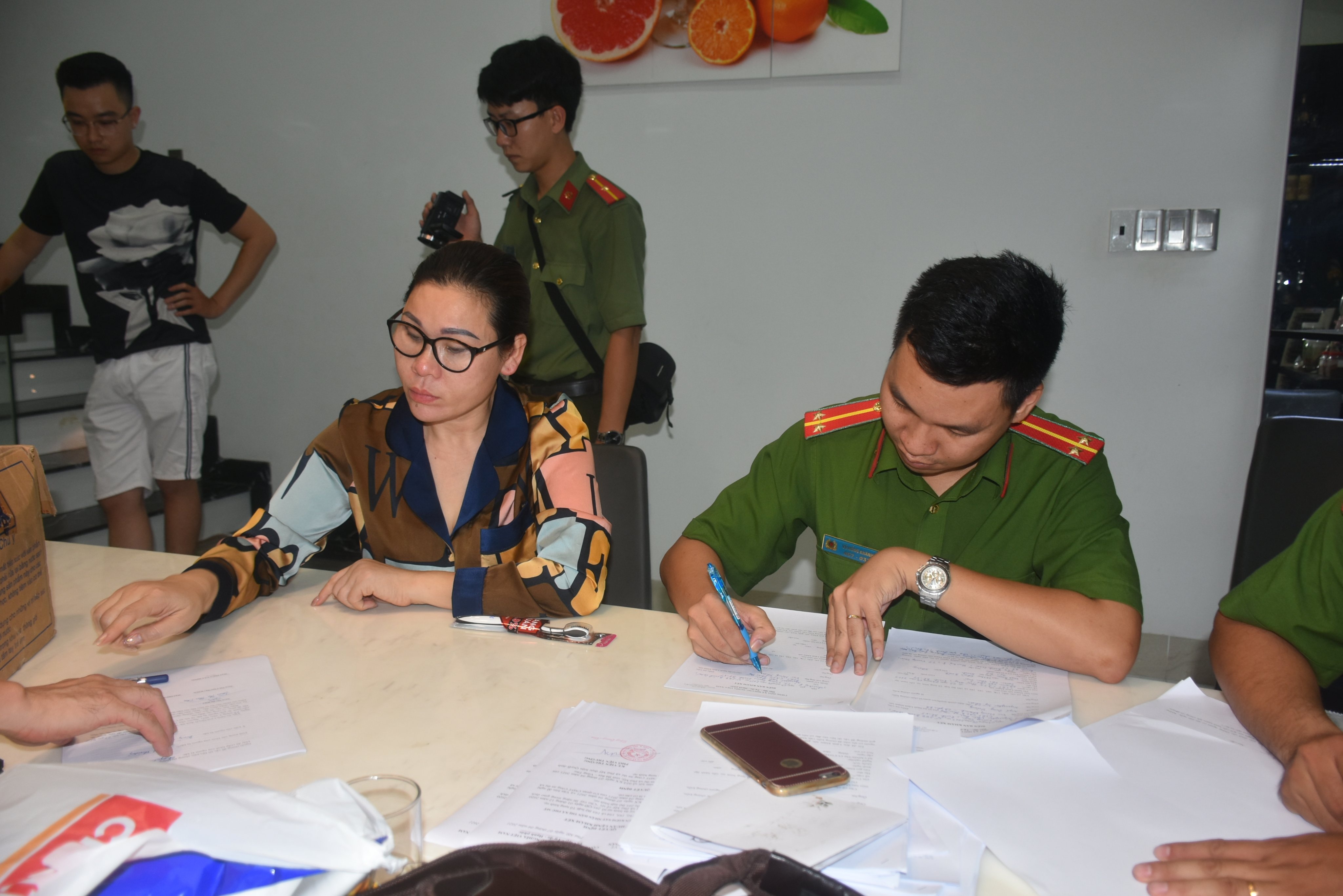 vay nặng lãi ảnh 1 vay nang lai anh 1