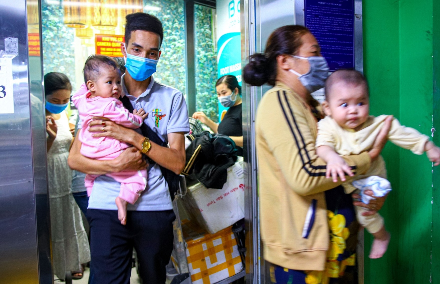 Bo sung 3 thang may o san bay Tan Son Nhat truoc 30/4 hinh anh