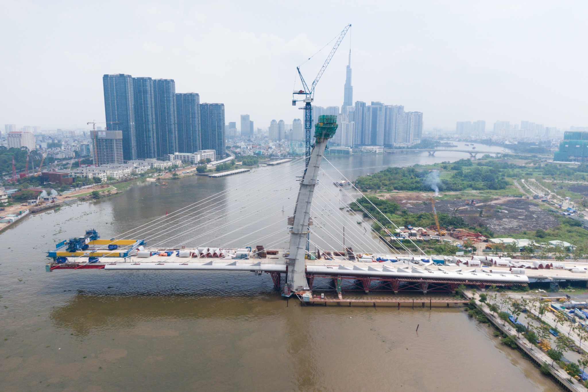 cau Thu Thiem 2 anh 7