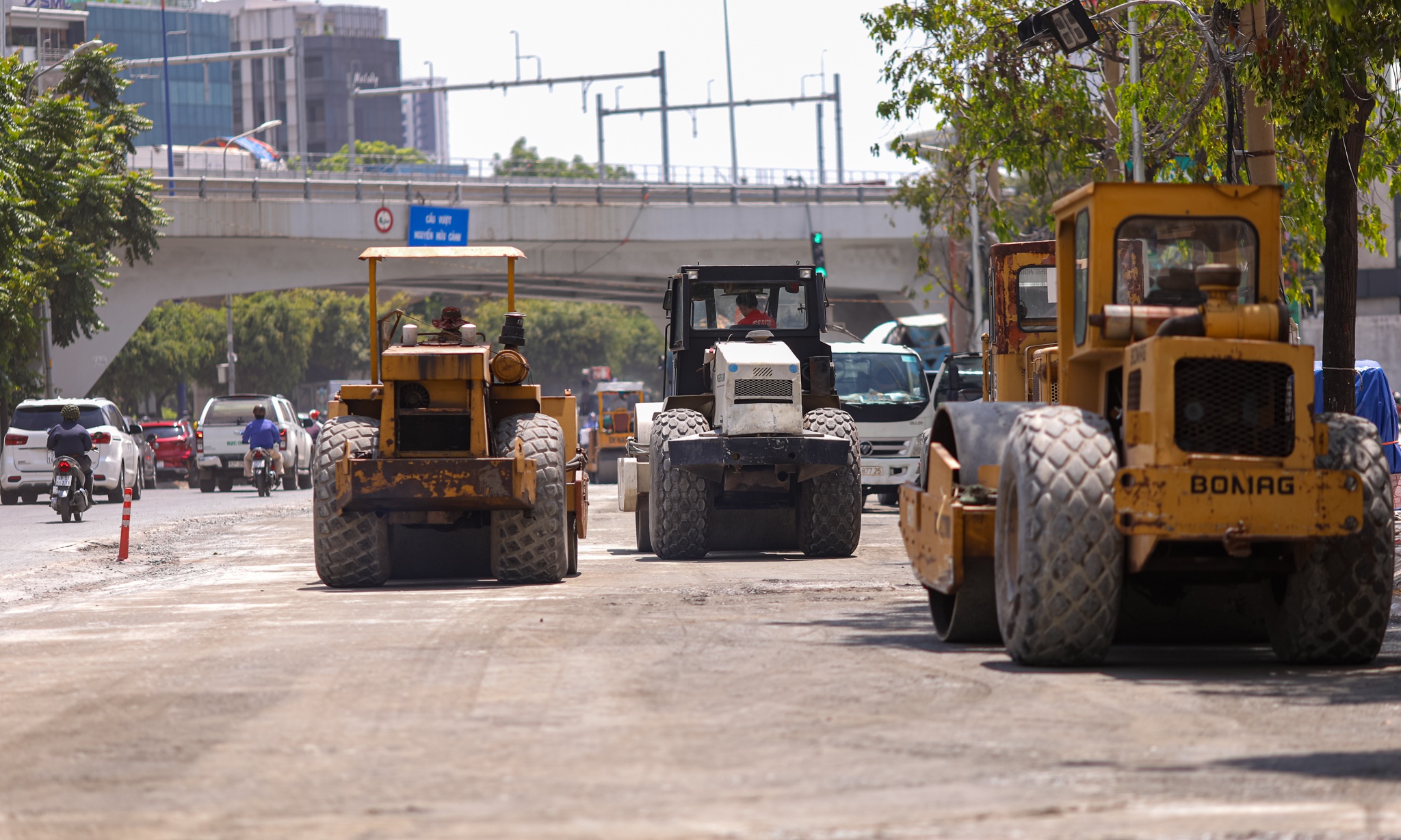Dien mao cong trinh nang duong Nguyen Huu Canh anh 6