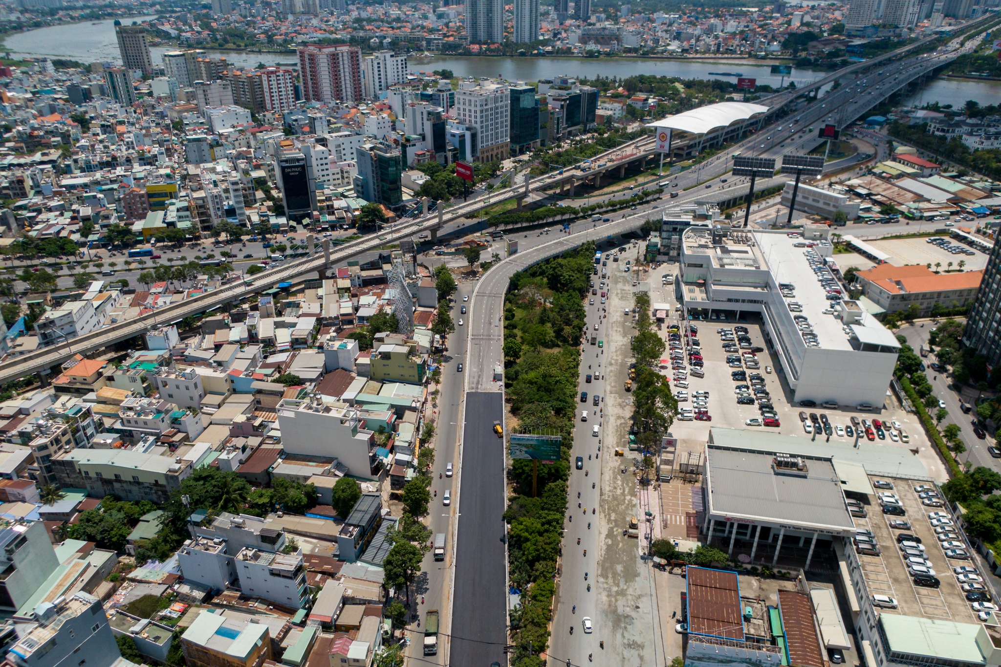 Dien mao cong trinh nang duong Nguyen Huu Canh anh 2