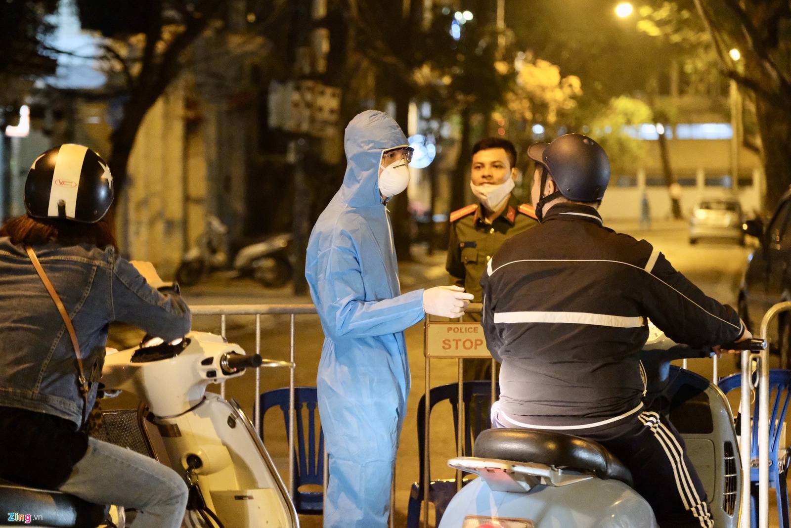 TP.HCM phong toa mot thap chung cu Sunrise City hinh anh