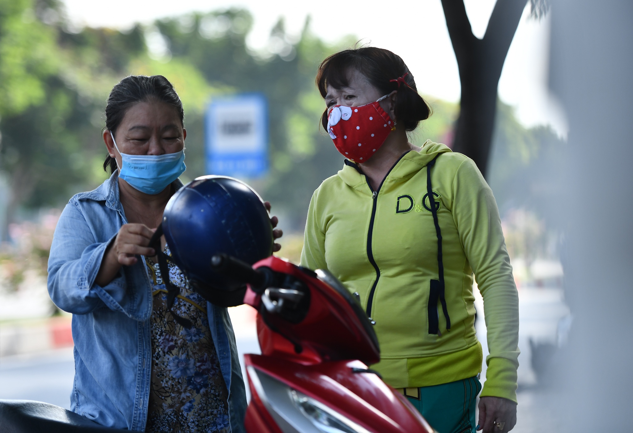 TP.HCM tim nguoi den Bach hoa xanh quan Tan Binh hinh anh