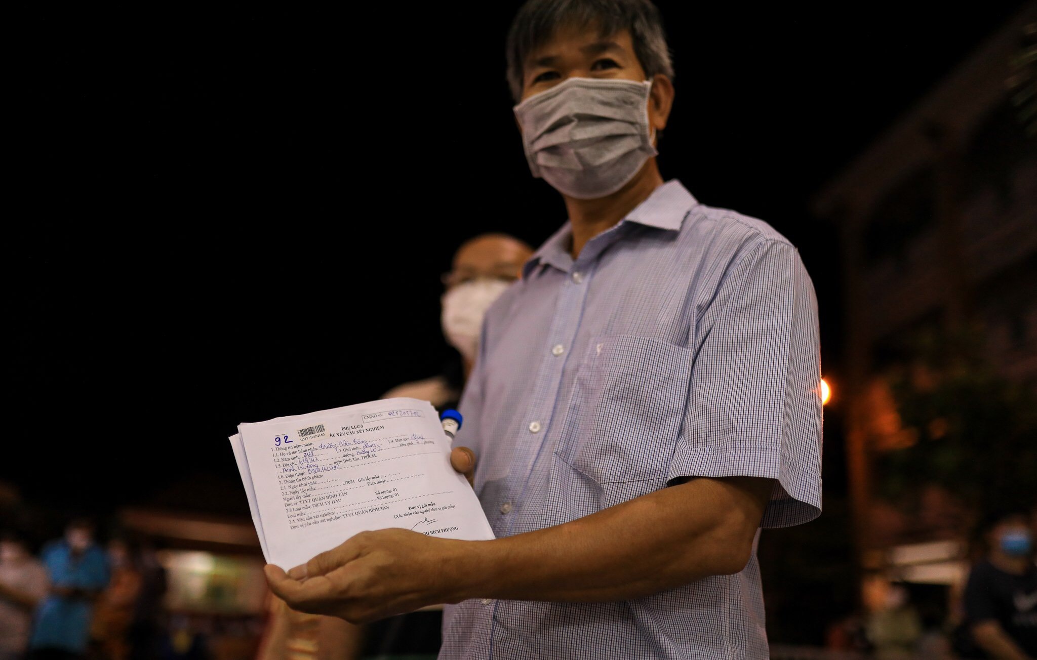 lay mau o Binh Tan anh 9