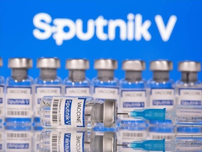 Gui 10.000 lieu vaccine Sputnik V do Viet Nam gia cong sang Nga hinh anh